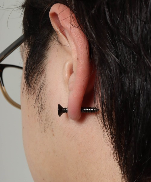 FUNALIVE（ファンアライブ）の「JON ステンレスネジピアス両耳２点セット（ピアス（両耳用）・メンズ・シルバー/ブラック/ゴールド・FREE）」の11枚目の写真