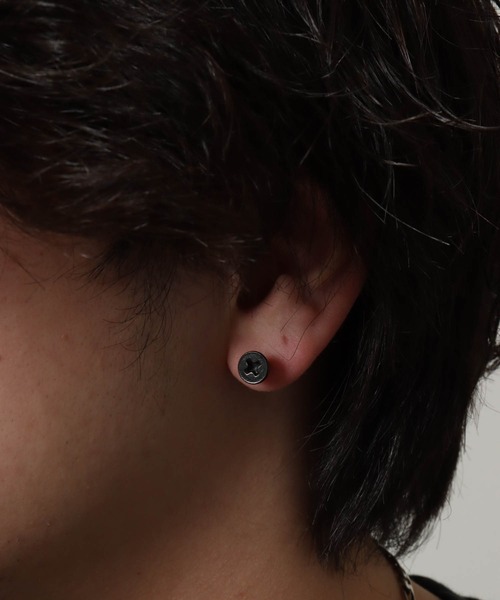 FUNALIVE（ファンアライブ）の「JON ステンレスネジピアス両耳２点セット（ピアス（両耳用）・メンズ・シルバー/ブラック/ゴールド・FREE）」の12枚目の写真