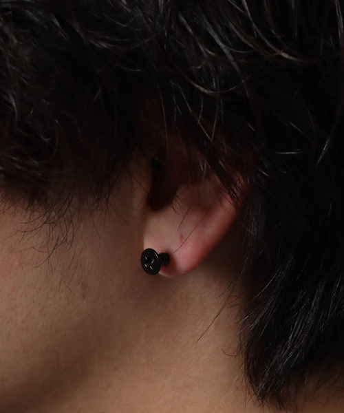 FUNALIVE（ファンアライブ）の「JON ステンレスネジピアス両耳２点セット（ピアス（両耳用）・メンズ・シルバー/ブラック/ゴールド・FREE）」の13枚目の写真