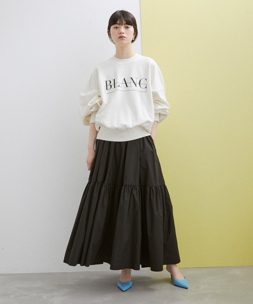 ADAM ET ROPE'(アダムエロペ)の「【WEB限定】タックティアードスカート(スカート・レディース・ブラック/ネイビー/オフホワイト・FREE)」の11枚目の写真