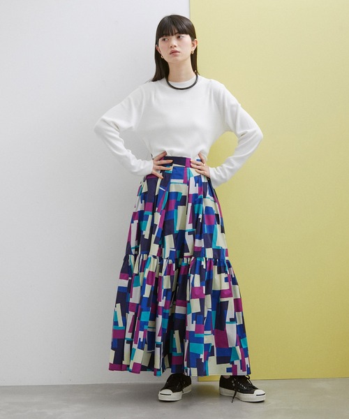 ADAM ET ROPE'(アダムエロペ)の「【WEB限定】タックティアードスカート(スカート・レディース・ブラック/ネイビー/オフホワイト・FREE)」の14枚目の写真