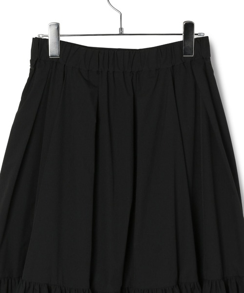 ADAM ET ROPE'(アダムエロペ)の「【WEB限定】タックティアードスカート(スカート・レディース・ブラック/ネイビー/オフホワイト・FREE)」の19枚目の写真