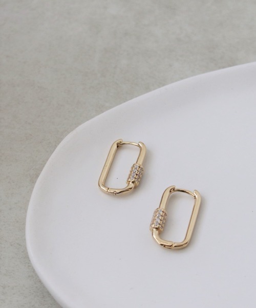 Three Four Time（ｽﾘｰﾌｫｰﾀｲﾑ）の「カラビナワンタッチピアス（ピアス