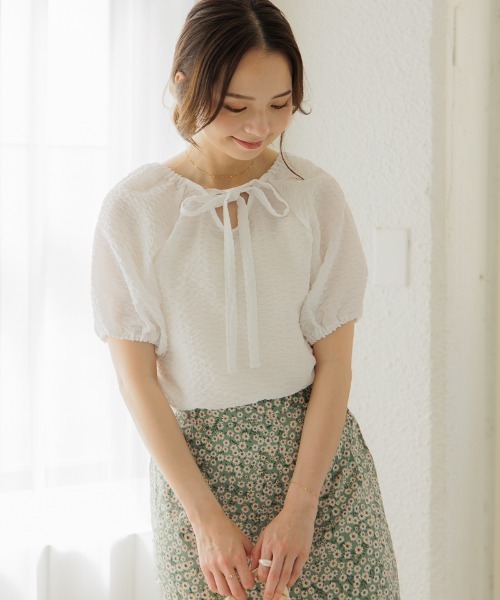 flower(フラワー)の「チャーミングリボントップ(シャツ/ブラウス・レディース・ブルー/ホワイト・FREE)」の12枚目の写真