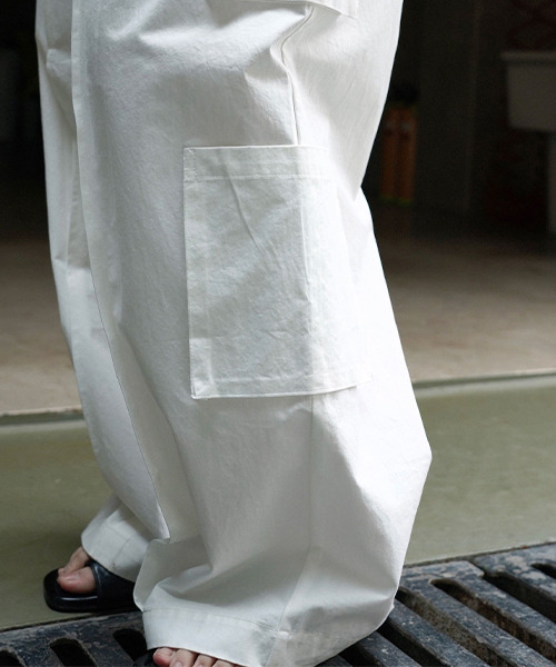 chuclla（チュクラ）の「センタープリーツ カーゴワイドパンツ chw23s083（カーゴパンツ・レディース・ライトブルー/ホワイト・L/M/S）」の5枚目の写真