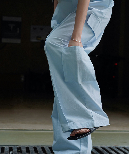 chuclla（チュクラ）の「センタープリーツ カーゴワイドパンツ chw23s083（カーゴパンツ・レディース・ライトブルー/ホワイト・L/M/S）」の8枚目の写真