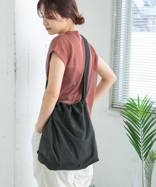 KBF（ケイビーエフ）の「ナイロンドロストBAG（ショルダーバッグ・レディース・アイボリー/ブラック・ONE）」の5枚目の写真