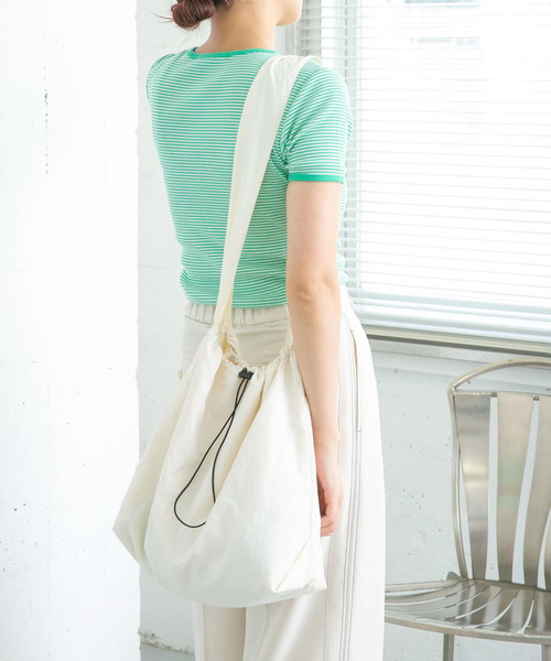 KBF（ケイビーエフ）の「ナイロンドロストBAG（ショルダーバッグ・レディース・アイボリー/ブラック・ONE）」の8枚目の写真