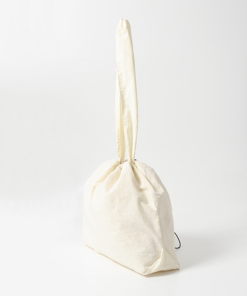 KBF（ケイビーエフ）の「ナイロンドロストBAG（ショルダーバッグ・レディース・アイボリー/ブラック・ONE）」の13枚目の写真