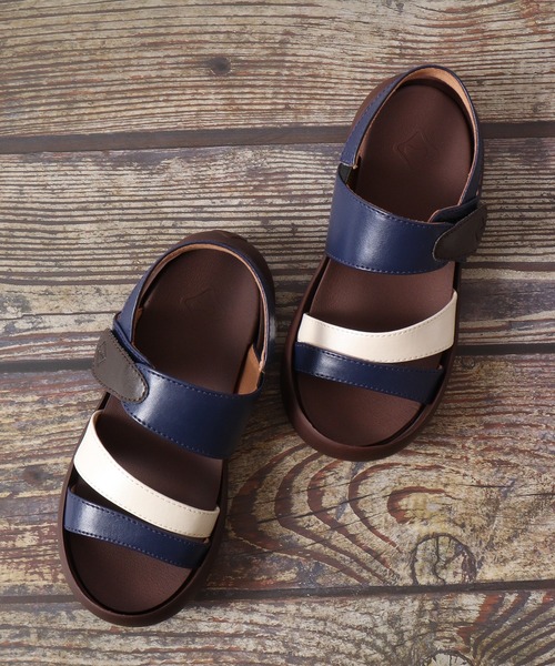 Regetta Canoe（リゲッタカヌー）の「軽量キッズサンダル（サンダル・キッズ・オレンジ系その他/レッド/ネイビー×ホワイト/スカイブルー/コーラルピンク/ホワイト/トリコロール/マスタード・20/21/18/19/22/17/16）」の4枚目の写真