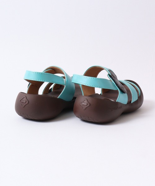 Regetta Canoe（リゲッタカヌー）の「軽量キッズサンダル（サンダル・キッズ・オレンジ系その他/レッド/ネイビー×ホワイト/スカイブルー/コーラルピンク/ホワイト/トリコロール/マスタード・20/21/18/19/22/17/16）」の20枚目の写真