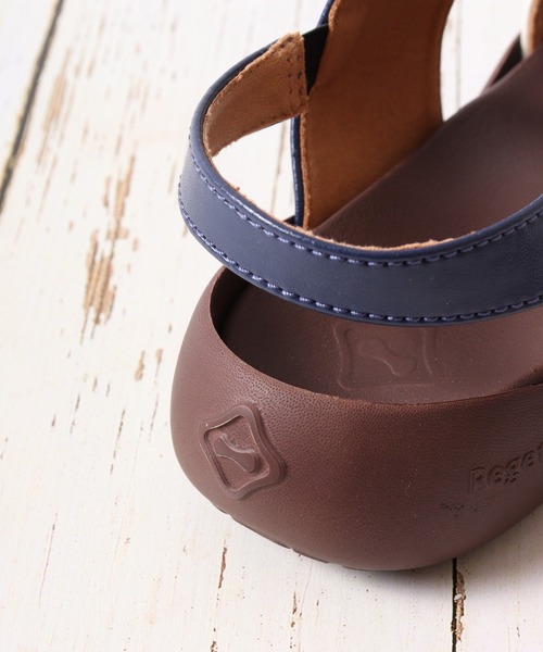 Regetta Canoe（リゲッタカヌー）の「軽量キッズサンダル（サンダル・キッズ・オレンジ系その他/レッド/ネイビー×ホワイト/スカイブルー/コーラルピンク/ホワイト/トリコロール/マスタード・20/21/18/19/22/17/16）」の11枚目の写真