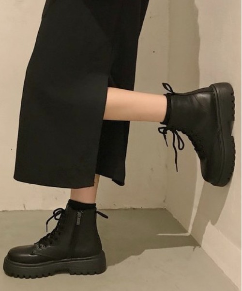 Burner(バーナー)の「【OKUOKU Recommend Select】サイドジップ付き レースアップ ブーツ oku-shoes-607023283597-32 U(ブーツ・レディース・ブラック・35/36/37/38/39/40/41/42/43)」の6枚目の写真