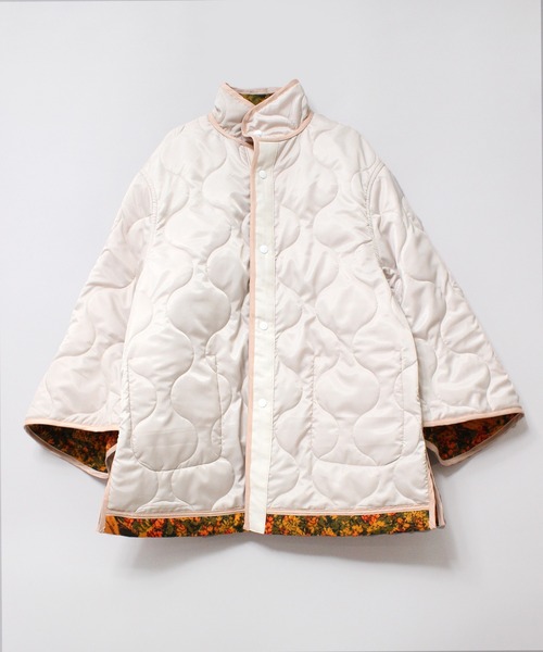 RNA（アールエヌエー）の「J2074 楽園プリントリバーシブルジャケット（ダウンジャケット/コート・レディース・オレンジ/ベージュ/グレー・MEDIUM）」の6枚目の写真