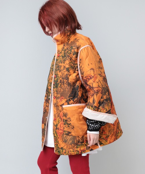 RNA（アールエヌエー）の「J2074 楽園プリントリバーシブルジャケット（ダウンジャケット/コート・レディース・オレンジ/ベージュ/グレー・MEDIUM）」の21枚目の写真