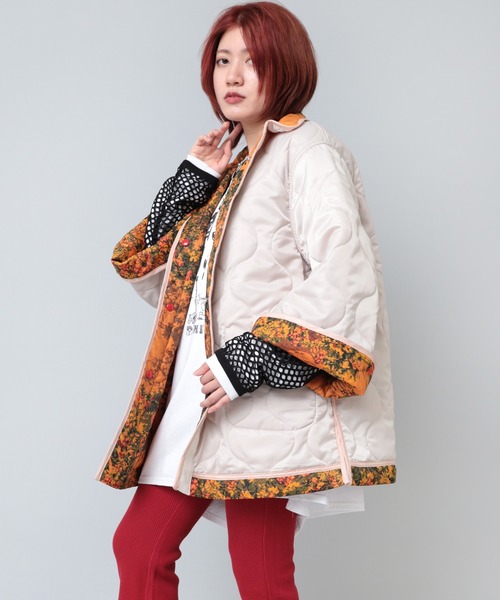 RNA（アールエヌエー）の「J2074 楽園プリントリバーシブルジャケット（ダウンジャケット/コート・レディース・オレンジ/ベージュ/グレー・MEDIUM）」の19枚目の写真