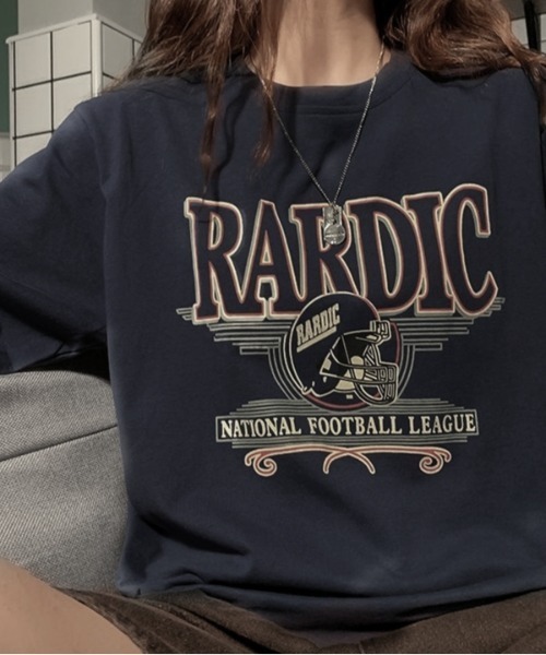 SHEENA(シーナ)の「綿100%、RARDICロゴオーバーサイズTシャツ(Tシャツ/カットソー・レディース・ネイビー/ブラック・M)」の2枚目の写真