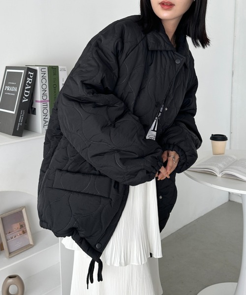 CLEA（クレア）の「裏ボアオーバーサイズキルティングジャケット/中綿コート（ブルゾン・レディース・ブルー/ホワイト/ブラック/ベージュ/ピンク/カーキ/アイボリー/オリーブ/ミント/イエロー・FREE/S）」の20枚目の写真