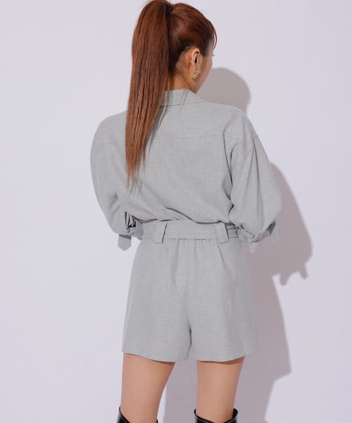 REDYAZEL（レディアゼル）の「キャンディースリーブミニロンパース（つなぎ/オールインワン・レディース・グレー/オフホワイト・FREE）」の4枚目の写真