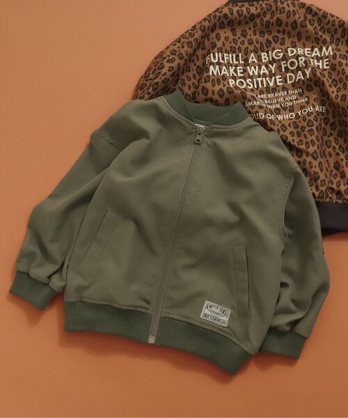 BREEZE(ブリーズ)の「バックロゴMA-1ブルゾン(MA-1・キッズ・レインボー/カーキ/ベージュ・90/100/150/80/130/110/120/140)」の2枚目の写真
