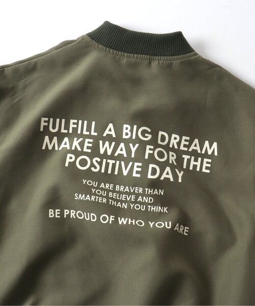 BREEZE(ブリーズ)の「バックロゴMA-1ブルゾン(MA-1・キッズ・レインボー/カーキ/ベージュ・90/100/150/80/130/110/120/140)」の14枚目の写真