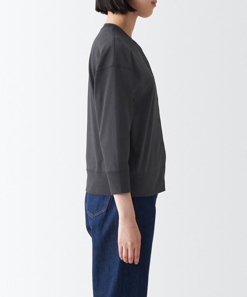 無印良品（ムジルシリョウヒン）の「ＵＶカット天竺編みカーディガン（カーディガン/ボレロ・レディース・ベージュ系1/ブラウン/ブラック/ダークグレー/ブラウン系1/スモーキーグリーン系・S/XL/M/XS/XXL/L）」の18枚目の写真