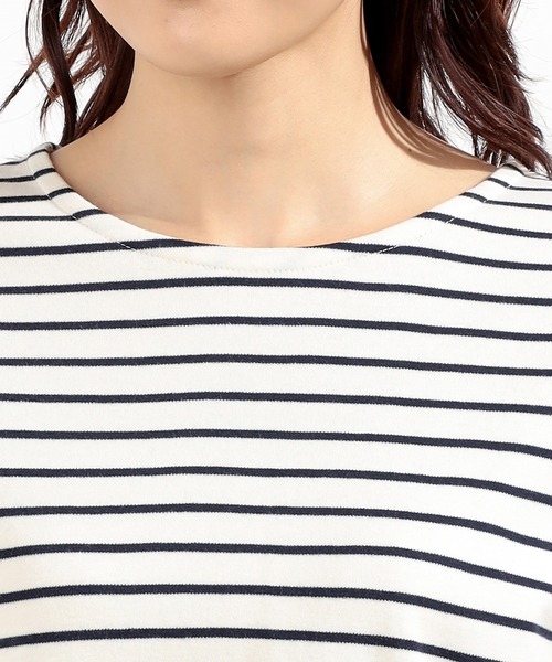 Petit Honfleur(プチオンフルール)の「ボーダーTシャツ(Tシャツ/カットソー・レディース・アイボリー/ベージュ/ネイビー・M/L)」の12枚目の写真