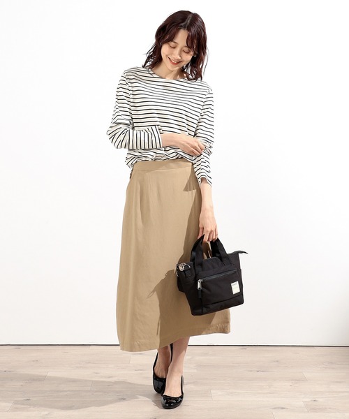 Petit Honfleur(プチオンフルール)の「ボーダーTシャツ(Tシャツ/カットソー・レディース・アイボリー/ベージュ/ネイビー・M/L)」の16枚目の写真