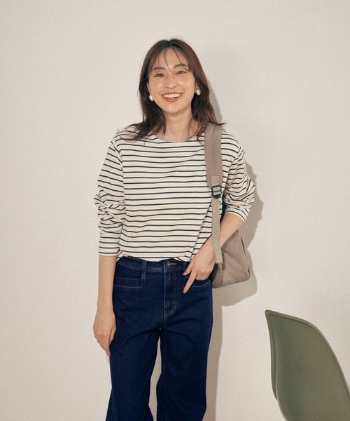 Petit Honfleur(プチオンフルール)の「ボーダーTシャツ(Tシャツ/カットソー・レディース・アイボリー/ベージュ/ネイビー・M/L)」の5枚目の写真