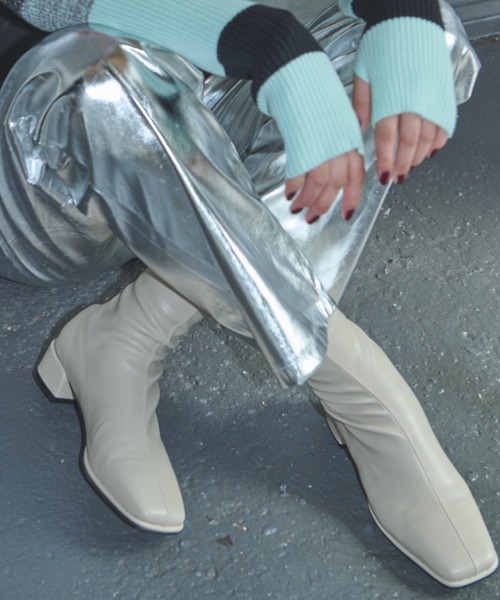 Solace（ソレイス）の「アンクルブーツ（ブーツ・レディース・ベージュ/ブラック・24/25）」の15枚目の写真