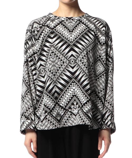 ASTRAET(アストラット)の「ASTRAET(アストラット) ボヘミアンプリントスウェットシャツ(シャツ/ブラウス・レディース・ブラック・0)」の4枚目の写真