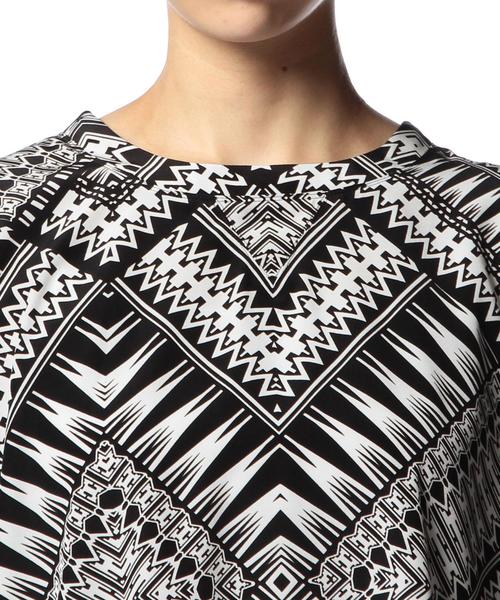 ASTRAET(アストラット)の「ASTRAET(アストラット) ボヘミアンプリントスウェットシャツ(シャツ/ブラウス・レディース・ブラック・0)」の7枚目の写真