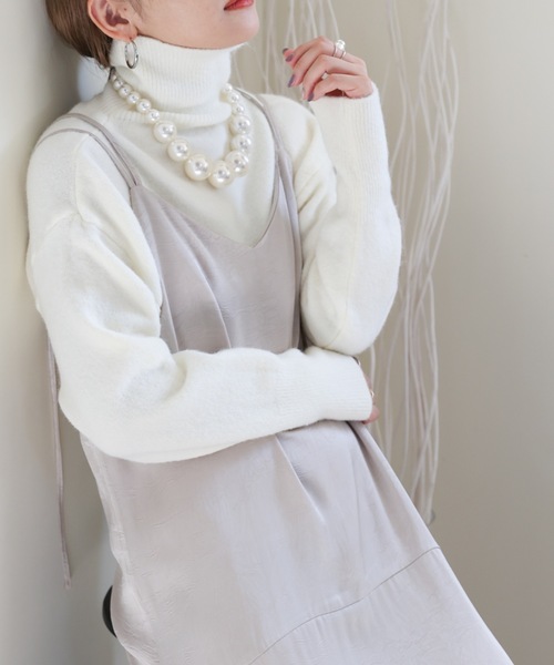 ULEULA（ウルア）の「ハイネックルーズニット（ニット/セーター・レディース・ブラック/アイボリー/ブラウン・FREE）」の6枚目の写真