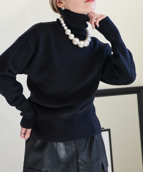 ULEULA（ウルア）の「ハイネックルーズニット（ニット/セーター・レディース・ブラック/アイボリー/ブラウン・FREE）」の20枚目の写真