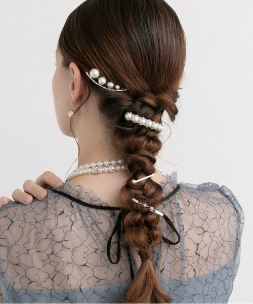 Cupid Heart（キューピッドハート）の「【Cupid Heart】結婚式アクセ！パールメタルバレッタ（バレッタ/ヘアクリップ・レディース・ゴールド/シルバー・MEDIUM）」の4枚目の写真