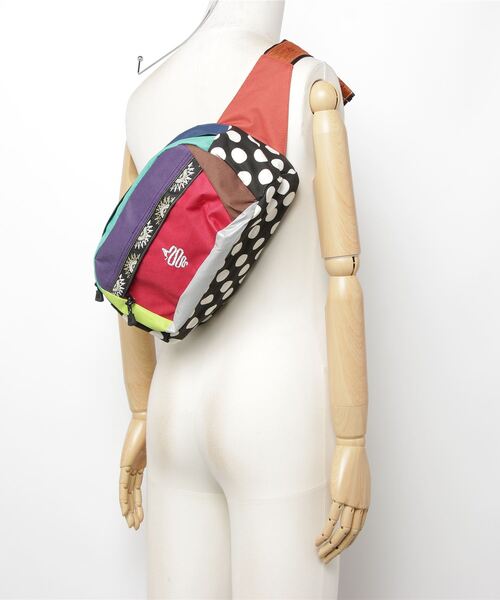 ALDIES（アールディーズ）の「Reflection Waist Bag / リフレクションウエストバッグ（ボディバッグ/ウエストポーチ・メンズ・ブラック/マルチ・FREE）」の7枚目の写真