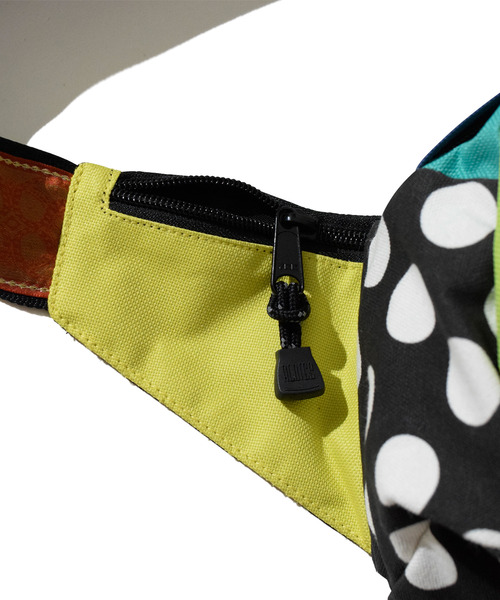 ALDIES（アールディーズ）の「Reflection Waist Bag / リフレクションウエストバッグ（ボディバッグ/ウエストポーチ・メンズ・ブラック/マルチ・FREE）」の19枚目の写真