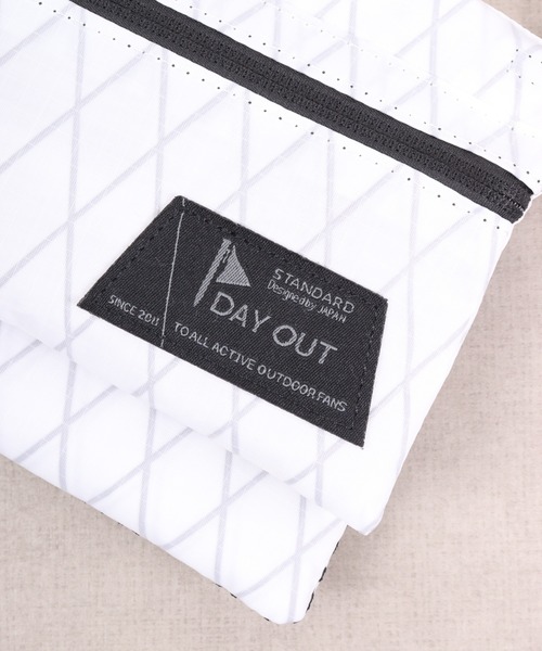 DAY OUT(デイアウト)の「DAY OUT EcOCHE-X Eco bag in Sacoche(ショルダーバッグ・メンズ・ホワイト/イエロー/オリーブ/ブルー/ライトブラウン/ブラック・FREE)」の21枚目の写真