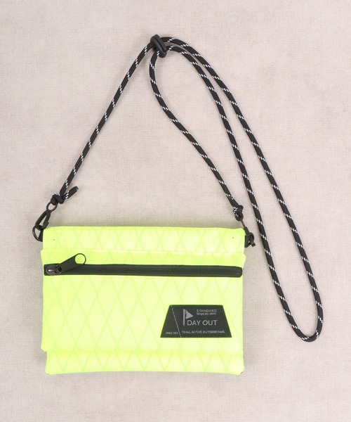 DAY OUT(デイアウト)の「DAY OUT EcOCHE-X Eco bag in Sacoche(ショルダーバッグ・メンズ・ホワイト/イエロー/オリーブ/ブルー/ライトブラウン/ブラック・FREE)」の18枚目の写真