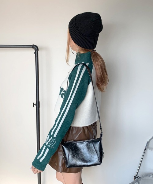 non-hedge（ノンヘッジ）の「ハーフジップラグランショート丈ニットトップス（ニット/セーター・レディース・ブラック/レッド/グリーン・FREE）」の7枚目の写真