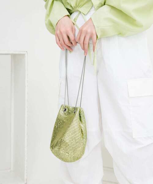 KBF（ケイビーエフ）の「メタリックビーズBAG（ショルダーバッグ・レディース・シルバー/グリーン・ONE）」の8枚目の写真