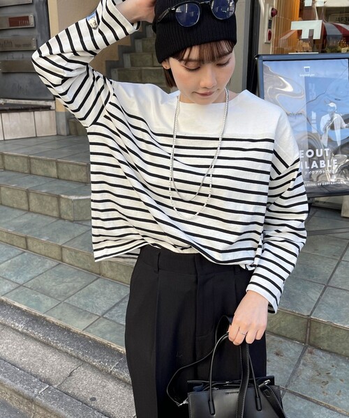 fredy emue（フレディエミュ）の「刺繍入りパネルボーダープルオーバー（Tシャツ/カットソー・レディース・グレー系その他/ホワイト系その他/レッド系その他/ブルー系その他・38）」の2枚目の写真