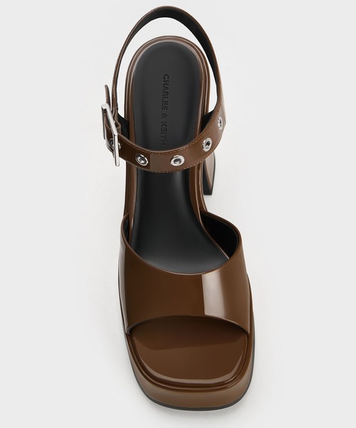 CHARLES & KEITH（チャールズ & キース）の「Jocelyn ジョスリン グロメットアンクルストラッププラットフォームサンダル（サンダル・レディース・ブラウン/ブラック・22.5cm/25cm/24.5cm/23.5cm/23cm）」の9枚目の写真