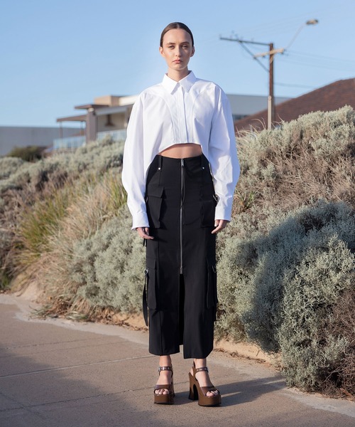 CHARLES & KEITH（チャールズ & キース）の「Jocelyn ジョスリン グロメットアンクルストラッププラットフォームサンダル（サンダル・レディース・ブラウン/ブラック・22.5cm/25cm/24.5cm/23.5cm/23cm）」の12枚目の写真