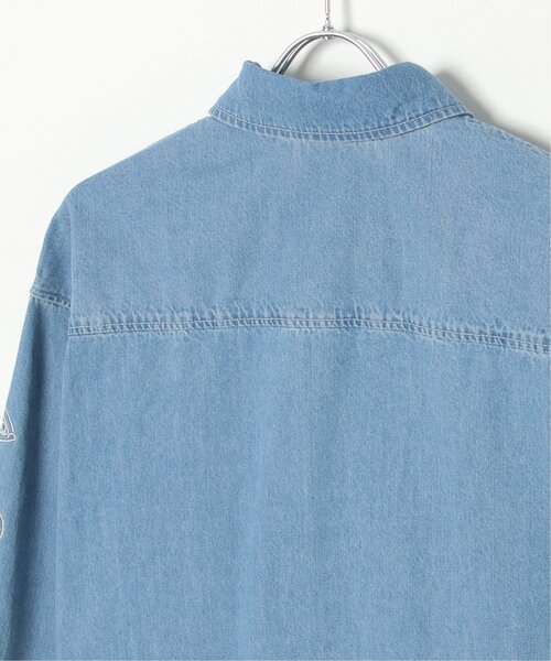 NO NEED(ノーニード)の「袖刺繍 オーバーフィットデニムシャツ(シャツ/ブラウス・メンズ・グレー/ブラック/スカイブルー・M/L)」の10枚目の写真