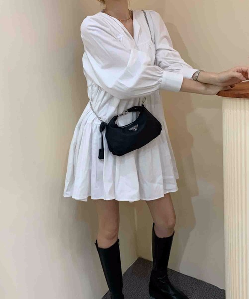 Nyu(ニュウ)の「ティアードチュニックシャツワンピース(ワンピース・レディース・ホワイト/ブラック・FREE)」の6枚目の写真
