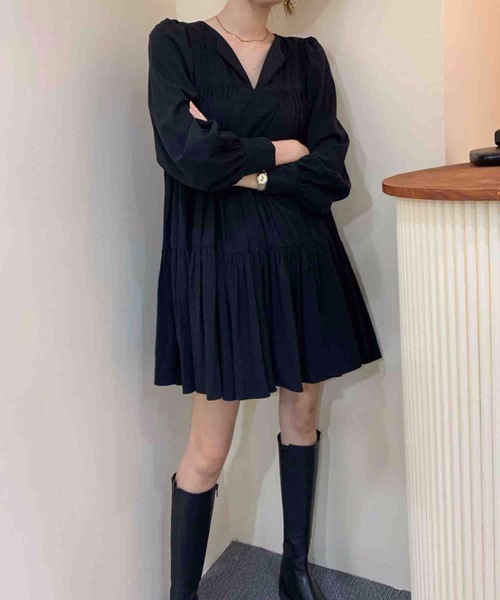 Nyu(ニュウ)の「ティアードチュニックシャツワンピース(ワンピース・レディース・ホワイト/ブラック・FREE)」の9枚目の写真
