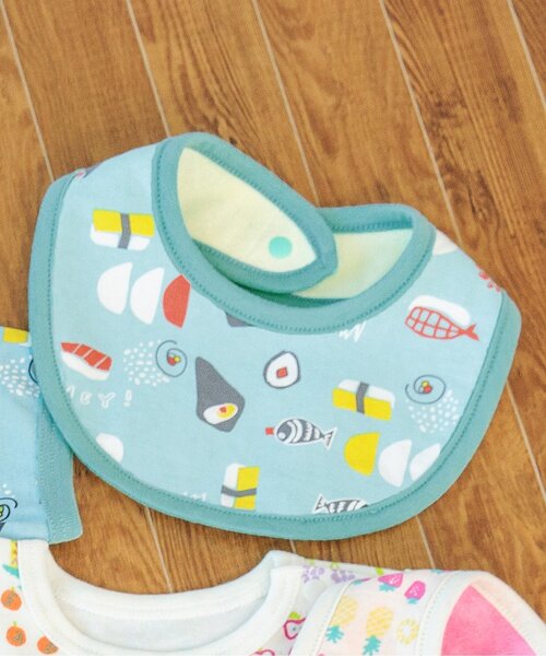 BREEZE（ブリーズ）の「総柄リバーシブルスタイ　マイファーストブリーズ（スタイ/よだれかけ・キッズ・アイボリー/ブルー/グレー/レモンイエロー/オフホワイト/ターコイズブルー/ブラウン/グリーン/ピンク/レインボー/チャコール/チェック/ミント/オレンジ/イエロー・80）」の7枚目の写真