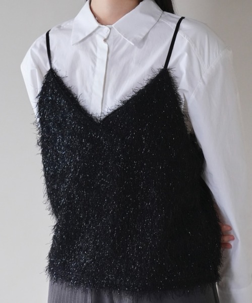 Uenui（ウニュイ）の「【ZOZO限定】シャギー ビスチェ キャミソール（Tシャツ/カットソー・レディース・ホワイト/ブラック・FREE）」の2枚目の写真