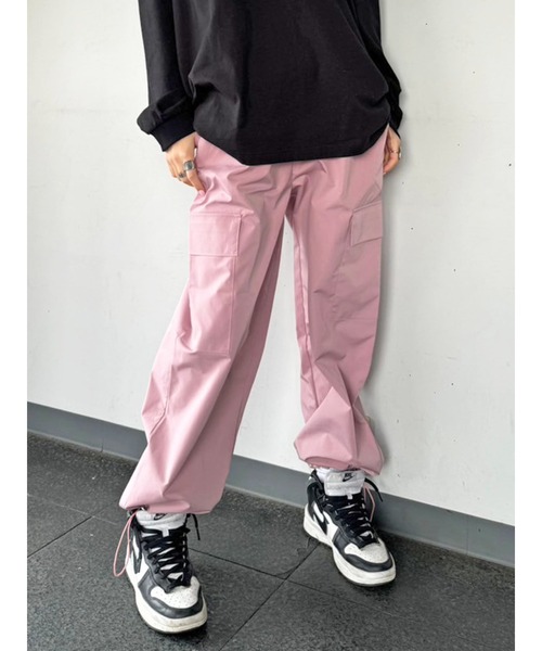 EGOIST（エゴイスト）の「ワイドストレートカーゴパンツ（カーゴパンツ・レディース・ピンク/ブラック/グレー・FREE）」の3枚目の写真